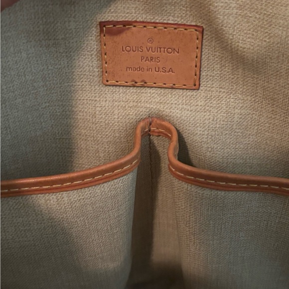 Louis Vuitton Trouville Monogram handbag - Picture 9 of 16